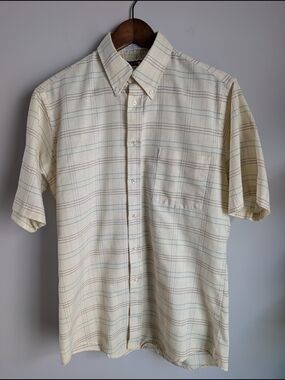 VTG American Edition Made In The USA Men's M Short Sleeve Button Up Shirt Yellow
